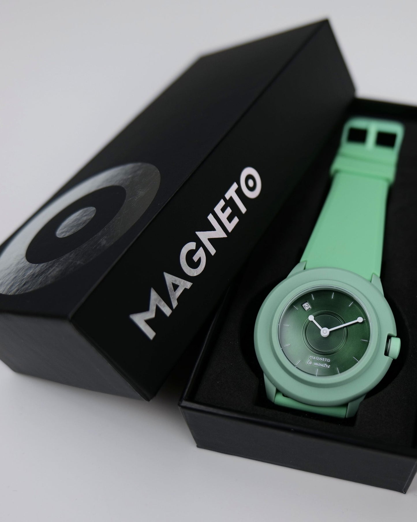 Scope-La-Montre-Mint