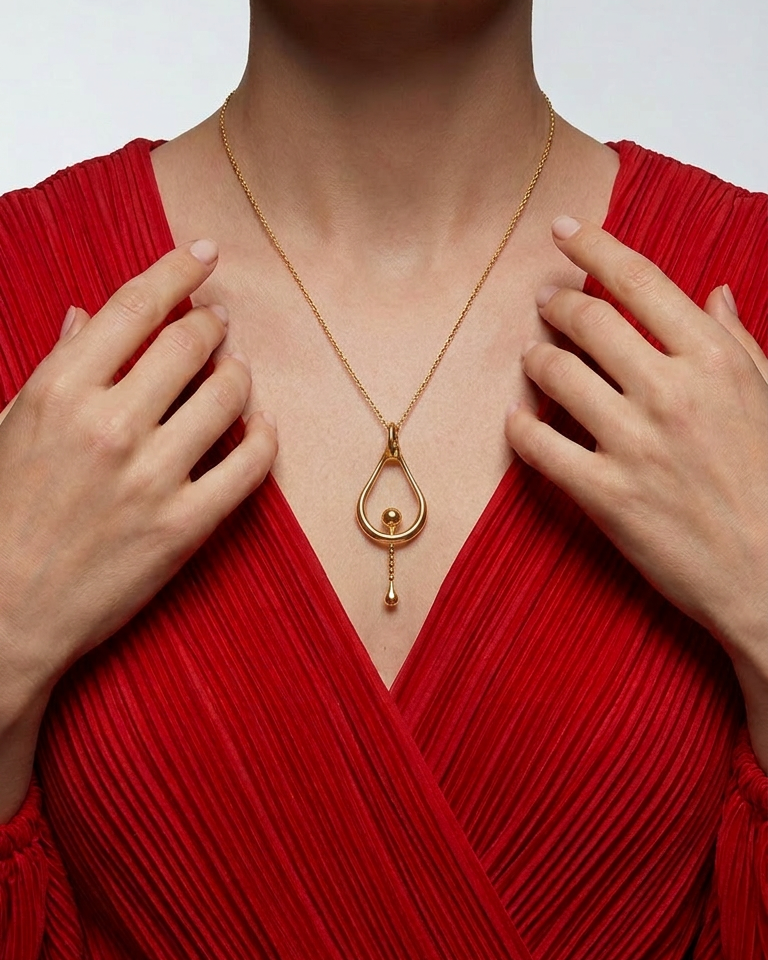 Float-Gold-Lifestyle-1