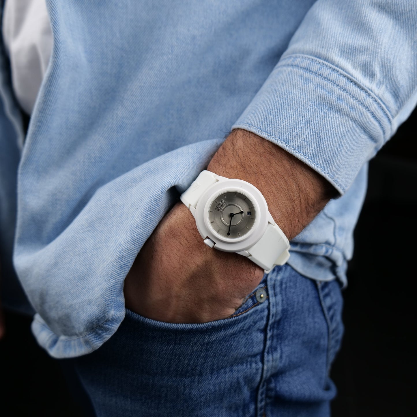 La-Montre-White-Male-3