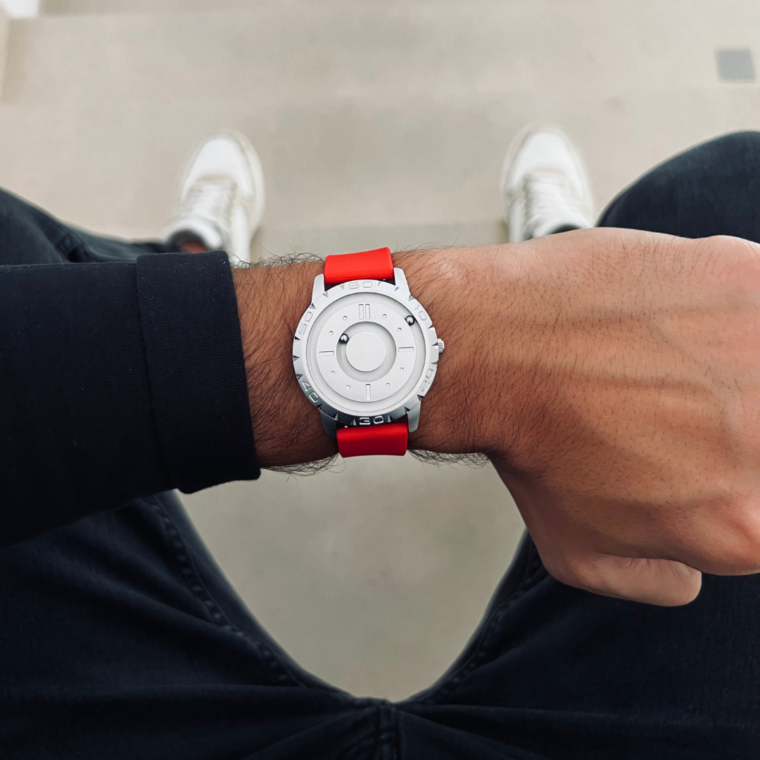 Magneto-Watch-Komet-Silver-Silicone-Red-Lifestyle-2023