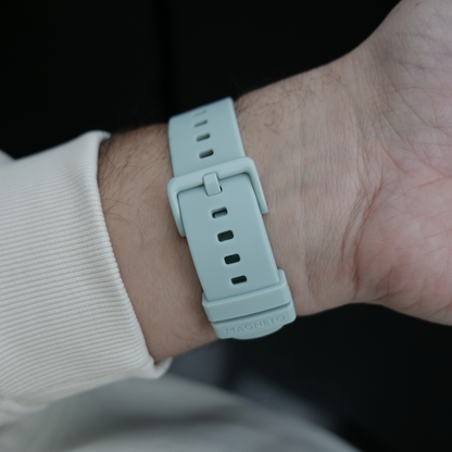 Magneto-Watch-Strap-Silicone-Mint-Breeze-Lifestyle