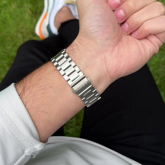 MAGNETO-WATCH-LIFESTYLE-VIDEO-FUSION-SILVER-STEEL-SILVER-1x1