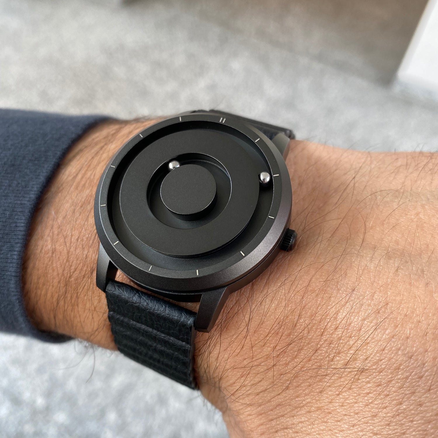 Magneto-Watch-Jupiter-Black-Kunstleder-Magnetisch-Schwarz-Lifestyle-Handgelenk